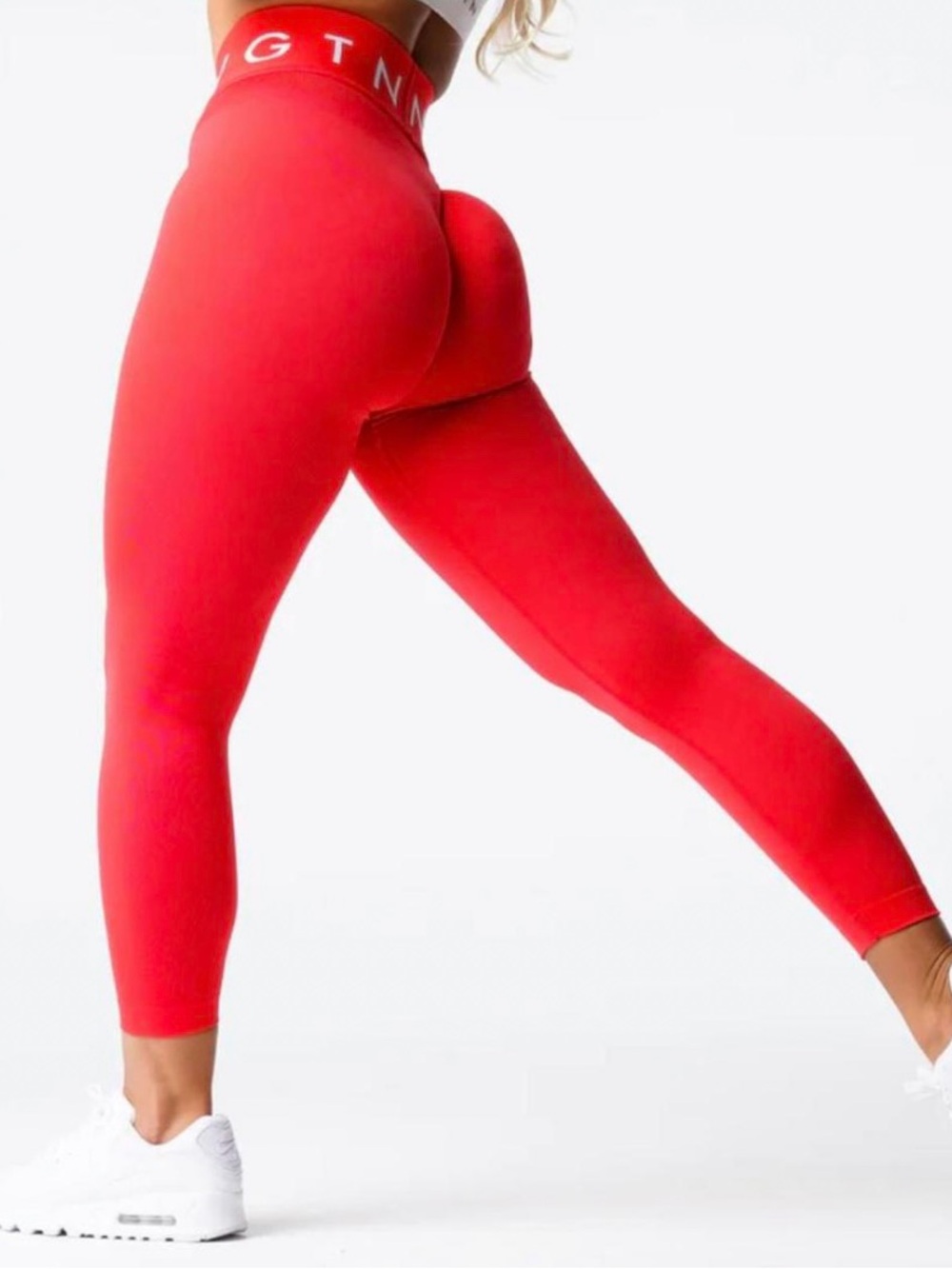 NVGTN Red High-Waist Scrunch Leggings